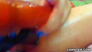 Latina Loves to use Beads and Dildos to Squirt